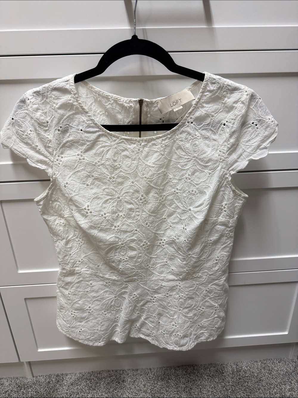 LOFT White Eyelet Round Neck Cap Sleeve Top